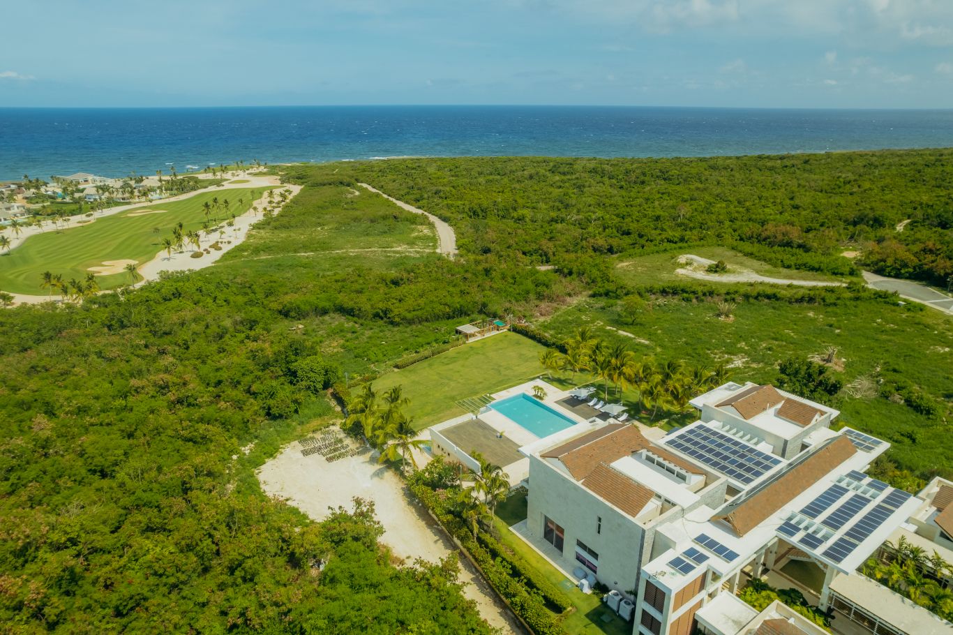 Pleasing 6 Bedroom Villa For Sale In Cap Cana